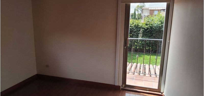 Casa en Venta en Bogotá, D.C., Lote El Pinar-5