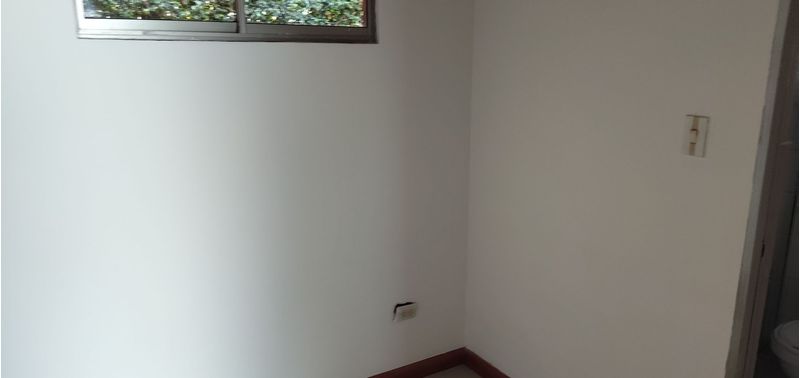 Casa en Venta en Bogotá, D.C., Lote El Pinar-13