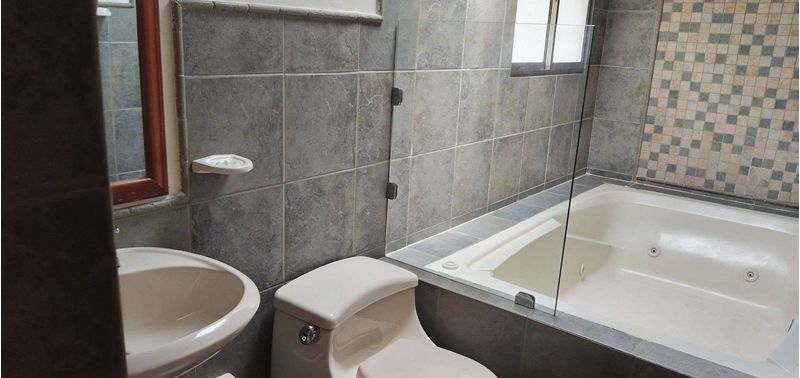 Casa en Venta en Bogotá, D.C., Lote El Pinar-15