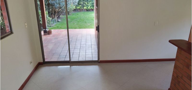 Casa en Venta en Bogotá, D.C., Lote El Pinar-22