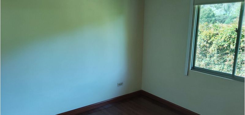 Casa en Venta en Bogotá, D.C., Lote El Pinar-27