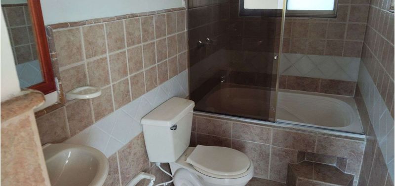 Casa en Venta en Bogotá, D.C., Lote El Pinar-31