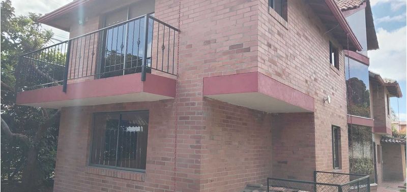 Casa en Venta en Bogotá, D.C., Lote El Pinar-38