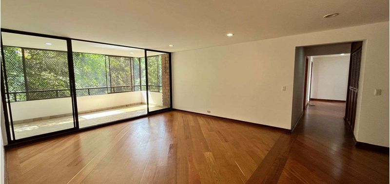 Apartamento en Venta en Medellín, El Poblado-0