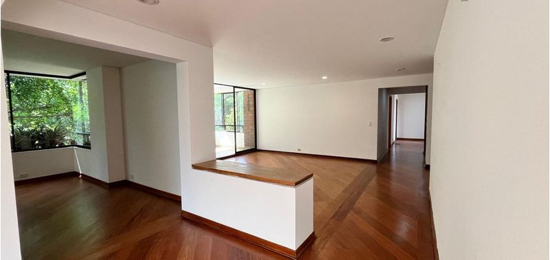 Apartamento en Venta en Medellín, El Poblado-3