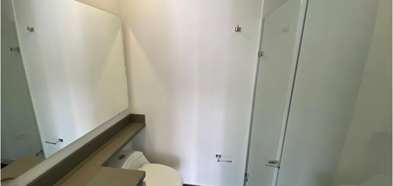 Apartamento en Venta en Medellín, Altos del Poblado-3