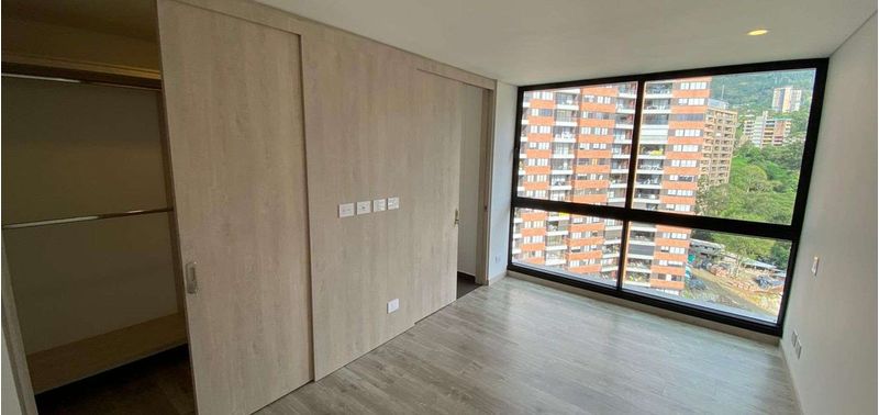 Apartamento en Venta en Medellín, Altos del Poblado-6