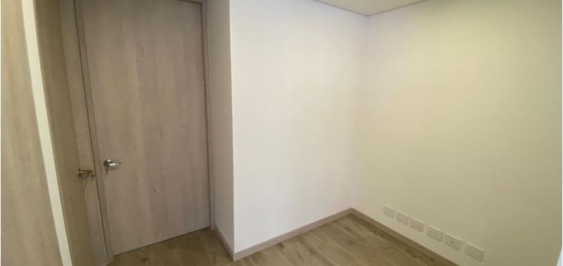 Apartamento en Venta en Medellín, Altos del Poblado-12