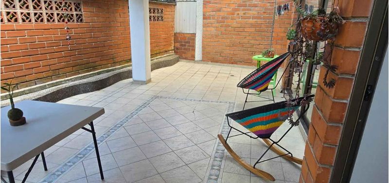 Casa en Venta en Envigado, La Pradera-0