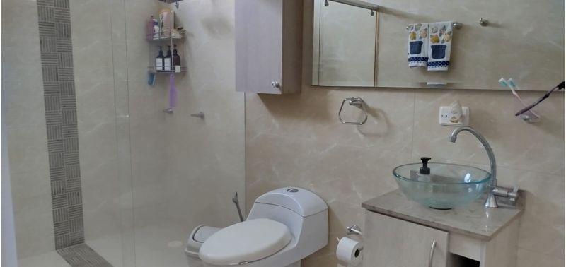 Casa en Venta en Bogotá, D.C., Laureles-14