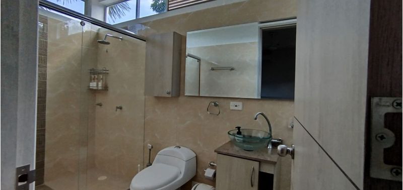 Casa en Venta en Bogotá, D.C., Laureles-19