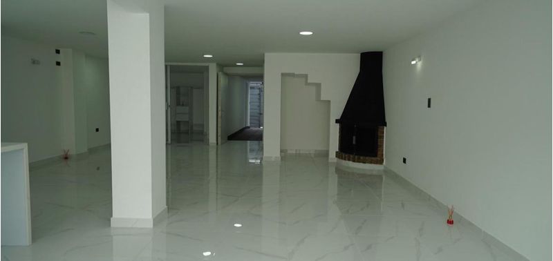 Casa en Venta en Bogotá, D.C., Cedritos-0