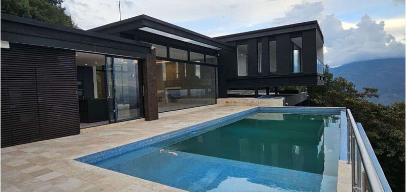 Casa en Venta en Bello, Copacabana