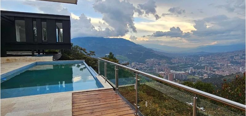 Casa en Venta en Bello, Copacabana-11