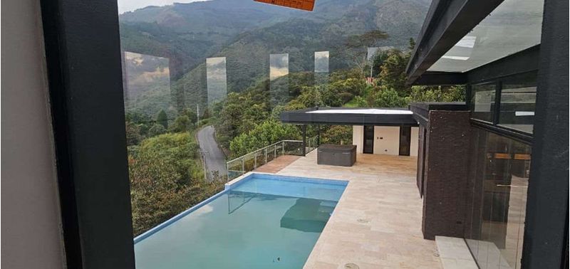 Casa en Venta en Bello, Copacabana-18