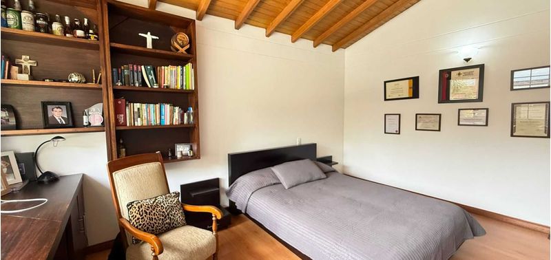Casa en Venta en Envigado, Benedictinos-11