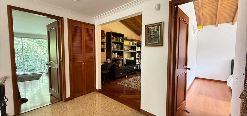 Casa en Venta en Envigado, Benedictinos-19