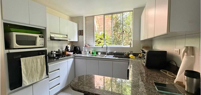 Casa en Venta en Envigado, Benedictinos-21