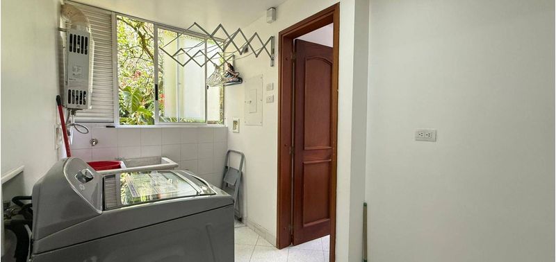 Casa en Venta en Envigado, Benedictinos-22