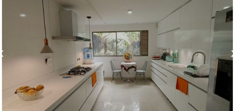 Casa en Venta en Envigado, Alto De Palmas-1