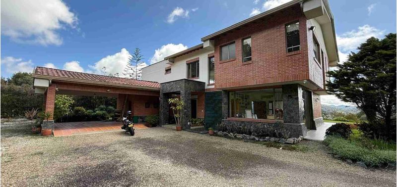 Casa en Venta en Retiro, Área urbana-18