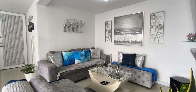 Apartamento en Venta en Envigado, Alto de las flores-2