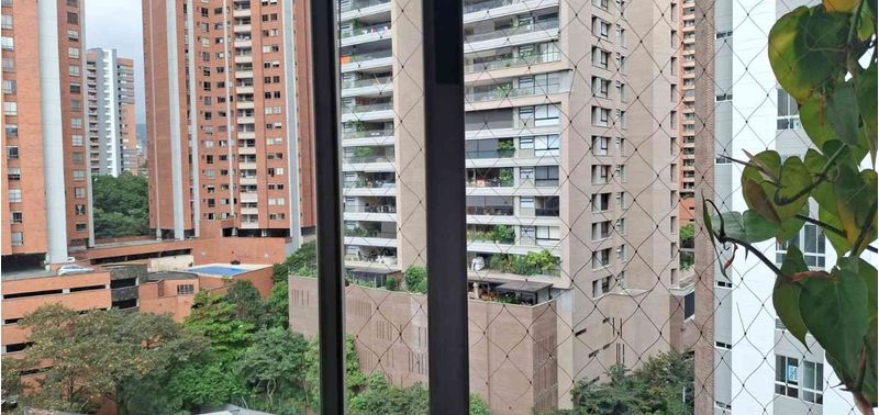 Apartamento en Venta en Medellín, El Poblado-12
