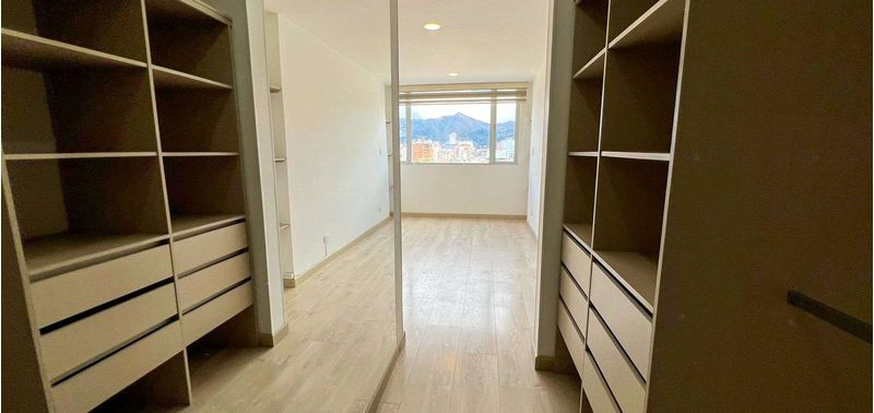Apartamento en Venta en Bogotá, D.C., La Castellana-5
