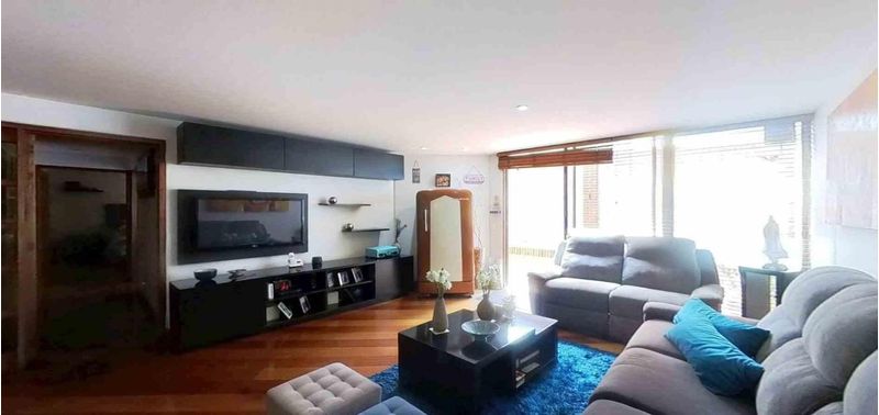 Apartamento en Venta en Bogotá, D.C., Puentelargo-2