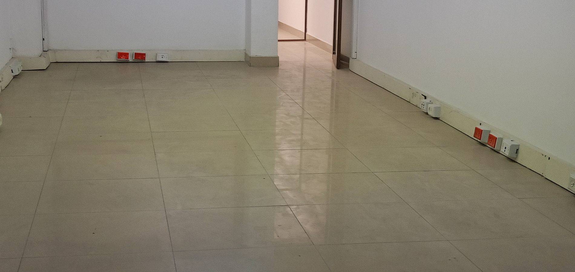 Oficina en Venta en Bogotá, D.C., Santa Bárbara Central-2