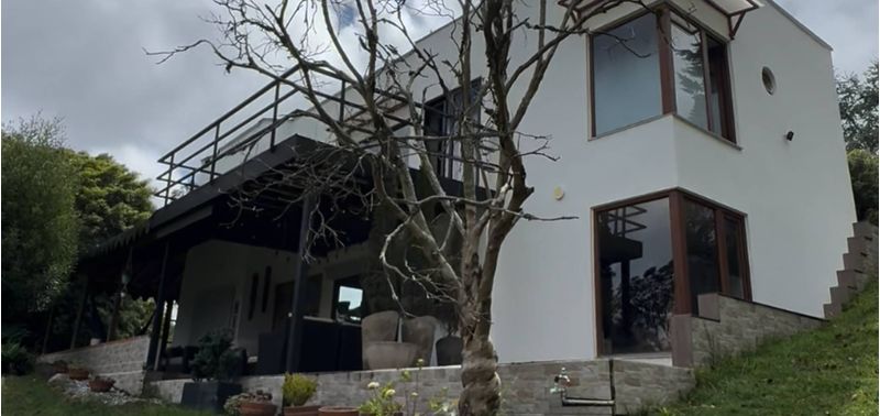 Casa en Venta en Medellín, Santa Elena-0