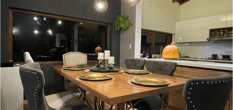 Casa en Venta en Medellín, Santa Elena-11