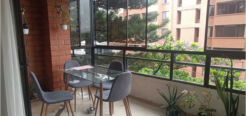 Apartamento en Venta en Medellín, Laureles