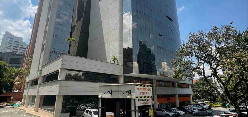 Oficina en Venta en Medellín, El Poblado-3