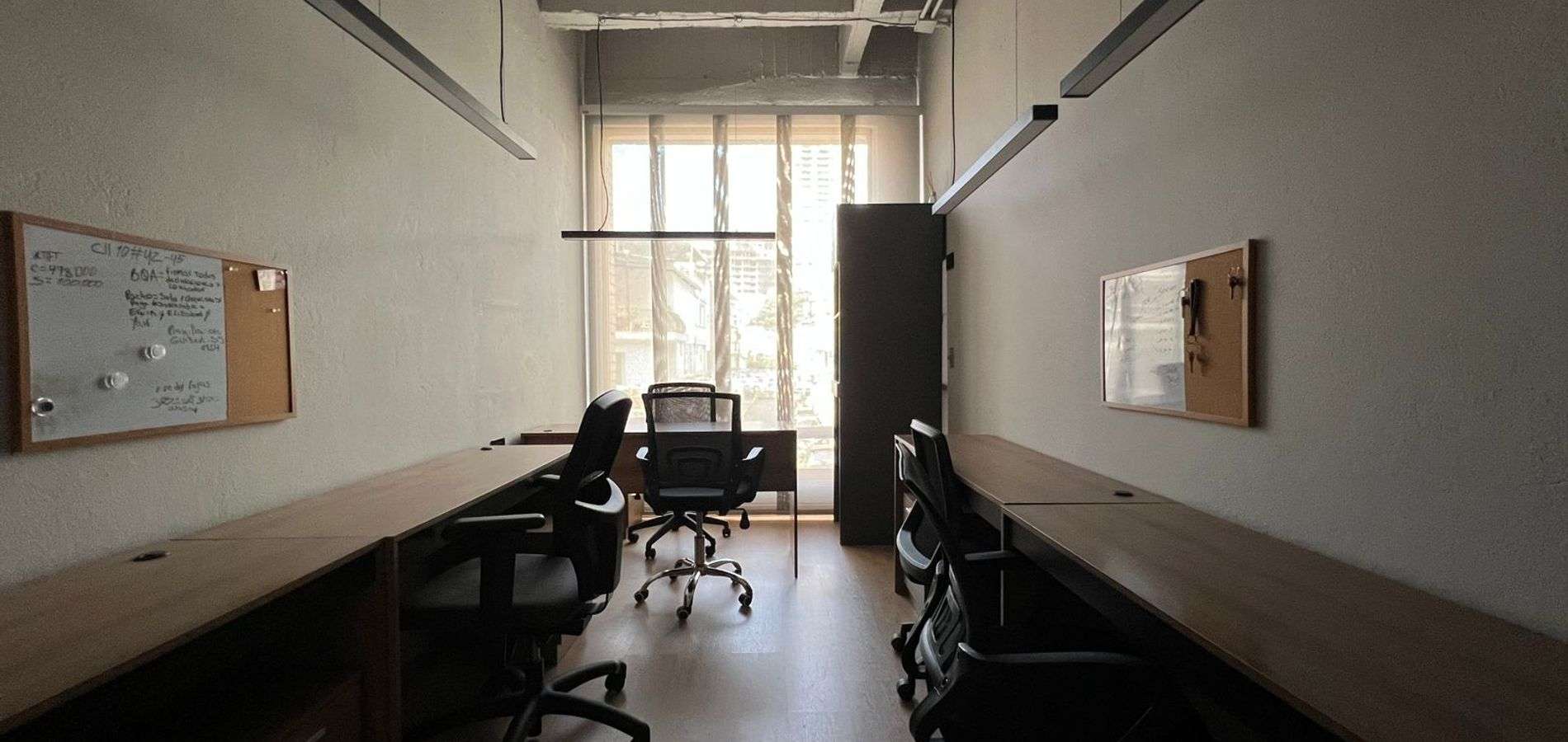 Oficina en Venta en Medellín, El Poblado-1