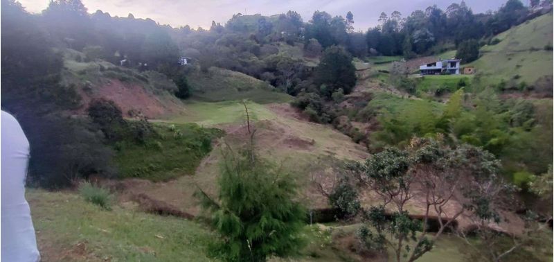 Lote en Venta en Guarne, La Brizuela-0