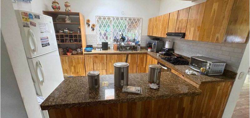 Casa en Venta en La Ceja, Laureles-16