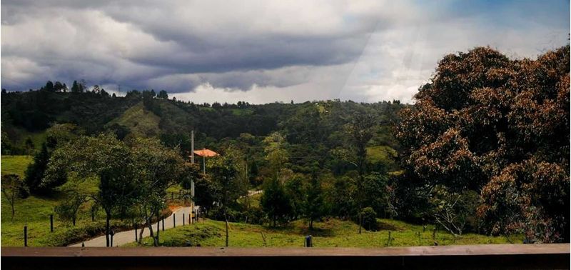 Lote en Venta en Guarne, La Brizuela-0