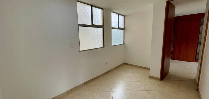 Apartamento en Venta en Medellín, Belén Loma de los Bernal-6
