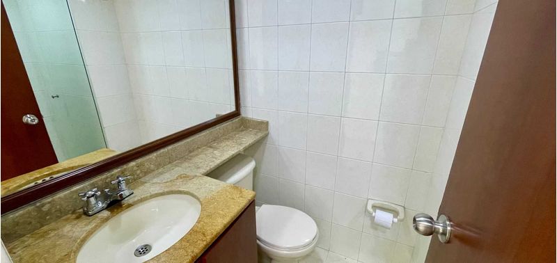 Apartamento en Venta en Medellín, Belén Loma de los Bernal-8