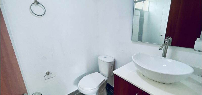 Apartamento en Venta en Medellín, Belén Loma de los Bernal-11