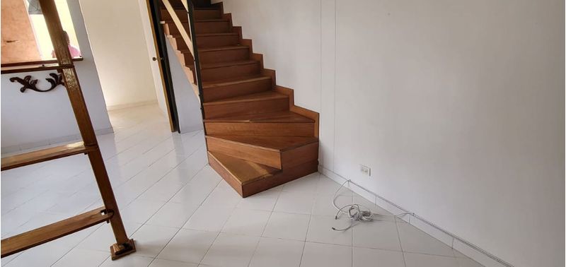 Casa en Venta en Medellín, Robledo-2