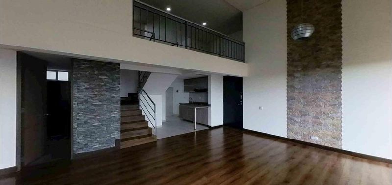 Apartamento en Venta en Madrid, altos de madrid-1