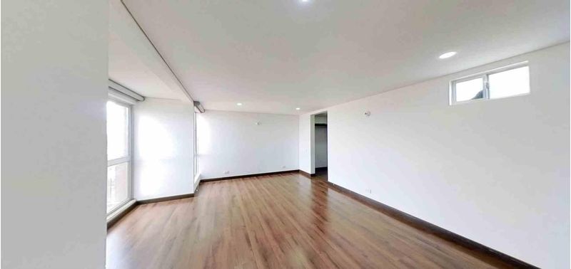 Apartamento en Venta en Madrid, altos de madrid-3
