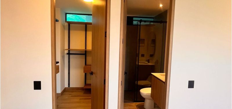 Apartamento en Venta en Medellín, Altos del Poblado-7