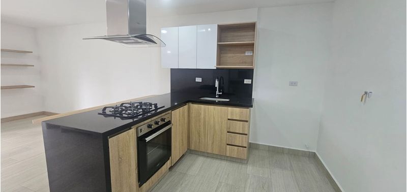Apartamento en Venta en Retiro, El Portento-0