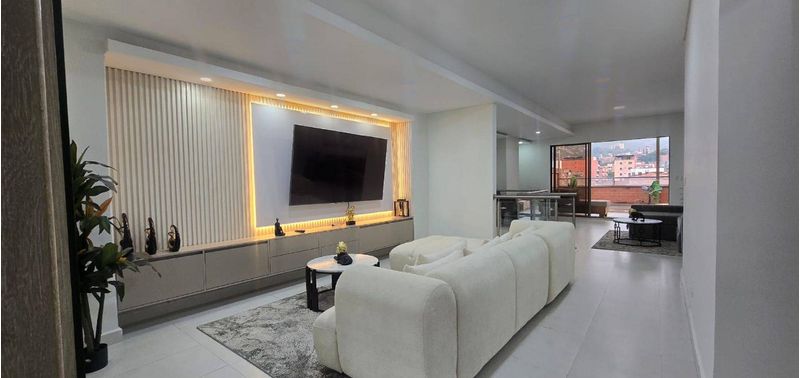 Apartamento en Venta en Envigado, Mesa-12