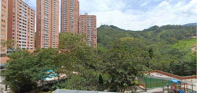 Apartamento en Venta en Sabaneta, Tres Esquinas