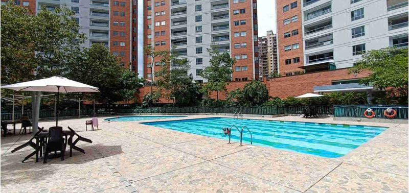 Apartamento en Venta en Sabaneta, Tres Esquinas-9