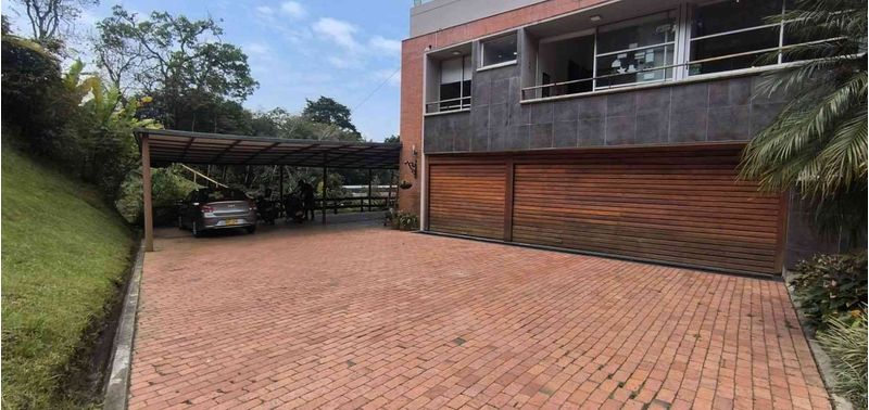 Casa en Venta en Medellín, El Tesoro-0